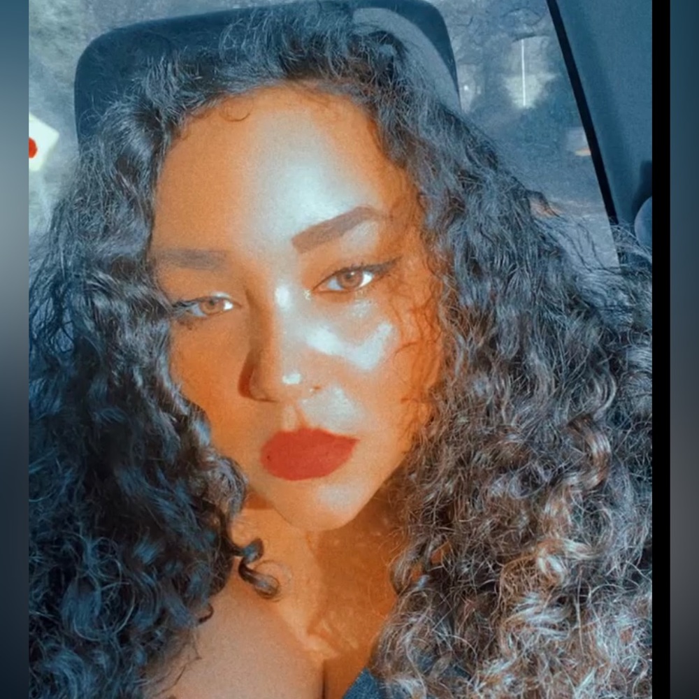 Meet your Posher, Tori